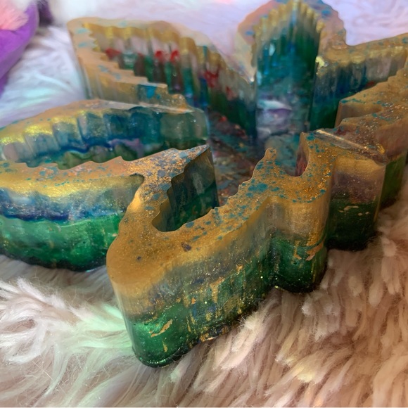 4 FOR 10$. - Picture 3 of 9